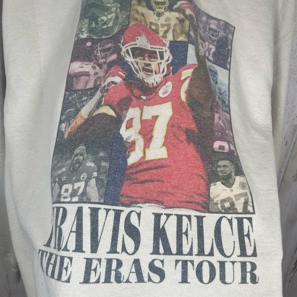Travis Kelce Taylor Swift Eras Tour Graphic Pullover Crew Sweatshirt size M Tan - Picture 5 of 6